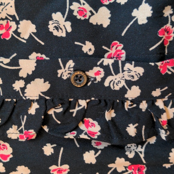 Chaps ruffled button down - Picture 4 of 4